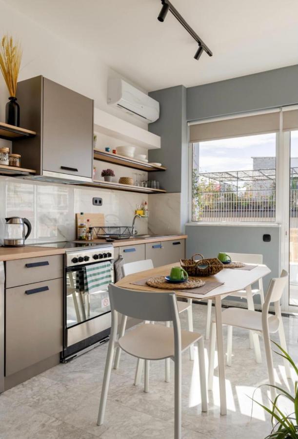 Loft With Private Parking Apartment Athens Luaran gambar