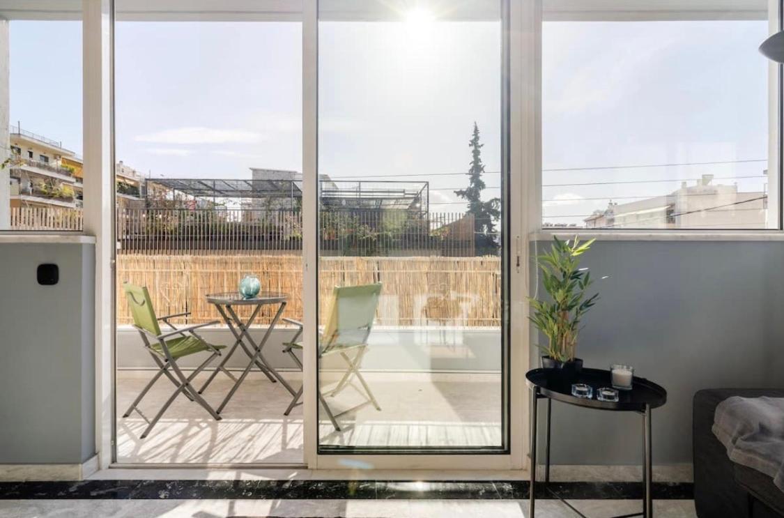 Loft With Private Parking Apartment Athens Luaran gambar