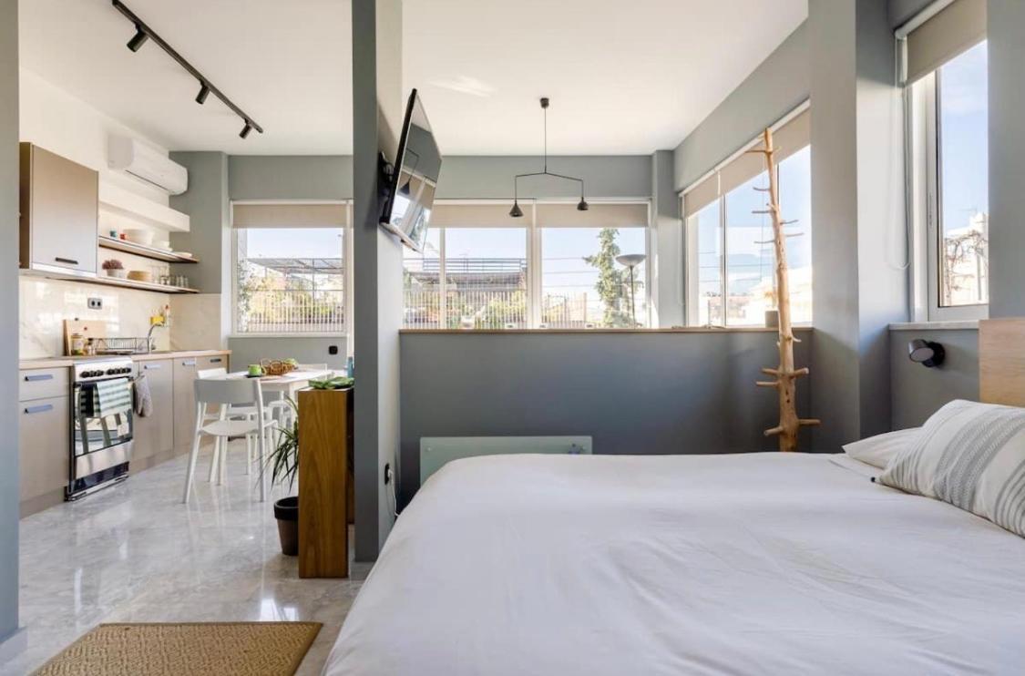 Loft With Private Parking Apartment Athens Luaran gambar